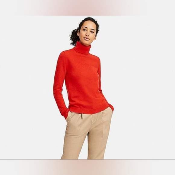 Orange /red  cashmere turtleneck - Picture 1 of 5